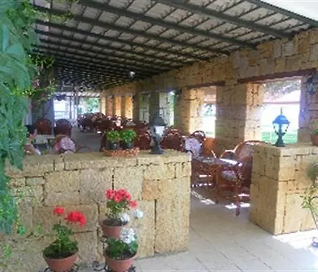 Hotell Polat Riva 3*